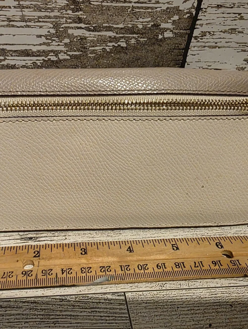 Coach Two-Tone Continental Wallet in Taupe and Cream